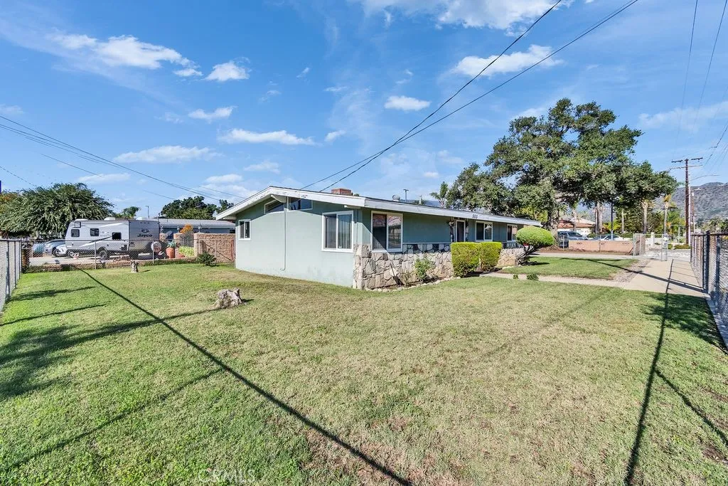 503 N Cerritos, Azusa, California 91702 home-pic-9